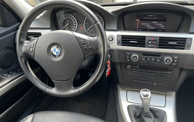 BMW Seria 3 cena 21900 przebieg: 248350, rok produkcji 2009 z Wągrowiec małe 92